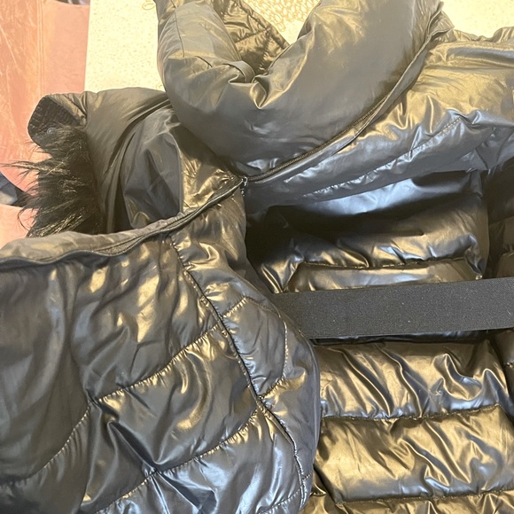 Marc New York by Andrew Marc Women's BLACK belted, down, faux-fur hooded coat! - Picture 5 of 5